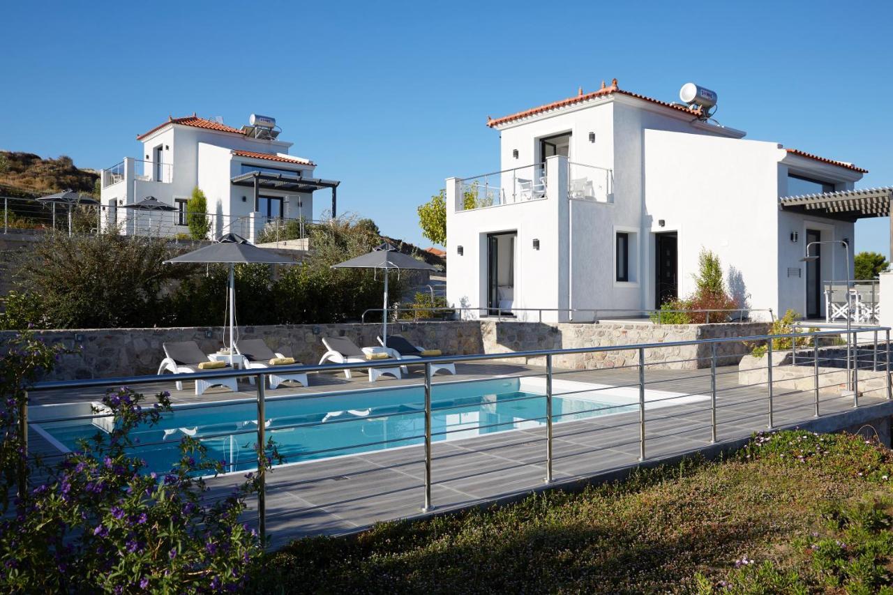 Eleia Seafront Rooms & Villas Petra  Exterior photo