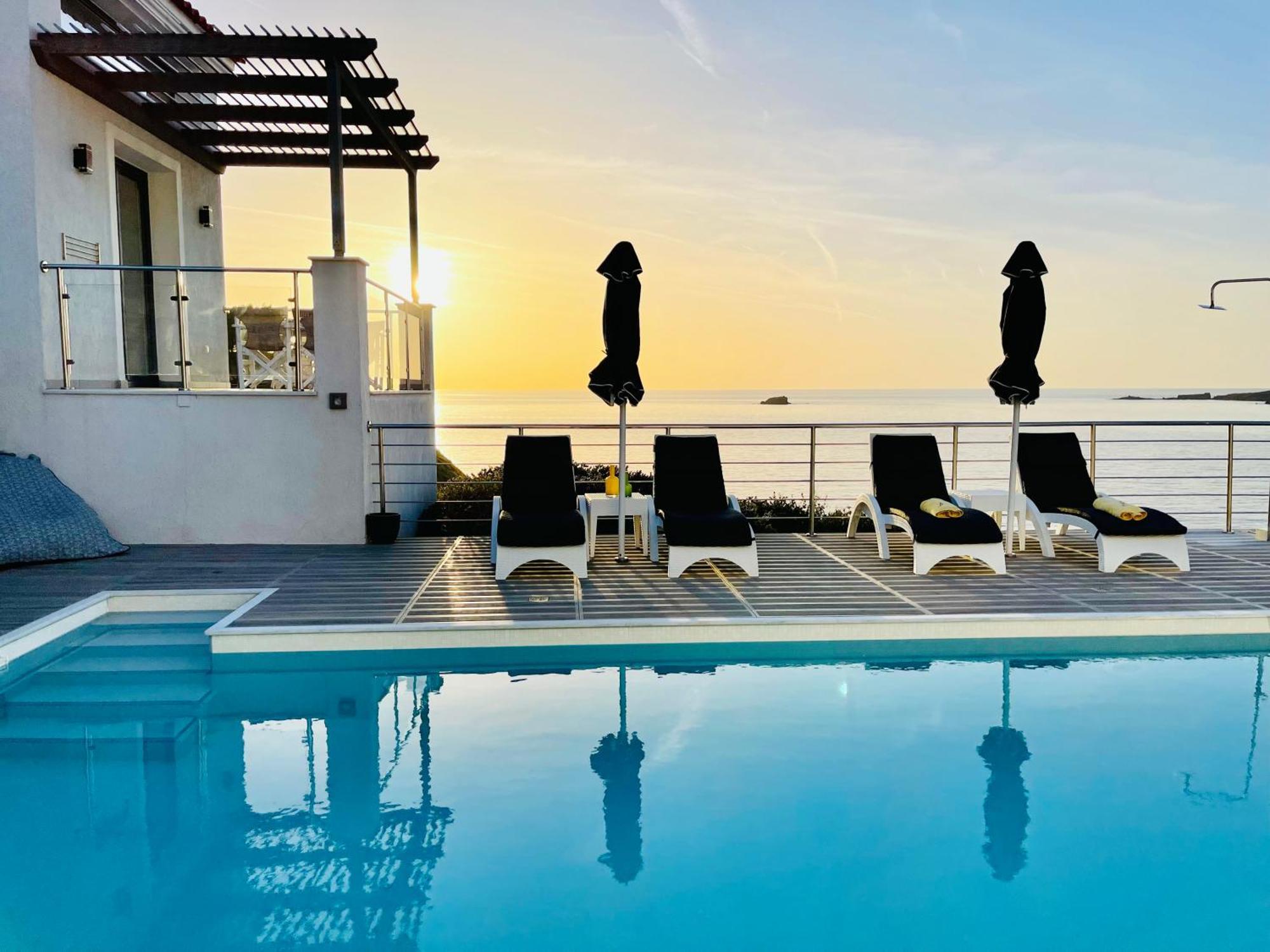 Eleia Seafront Rooms & Villas Petra  Exterior photo