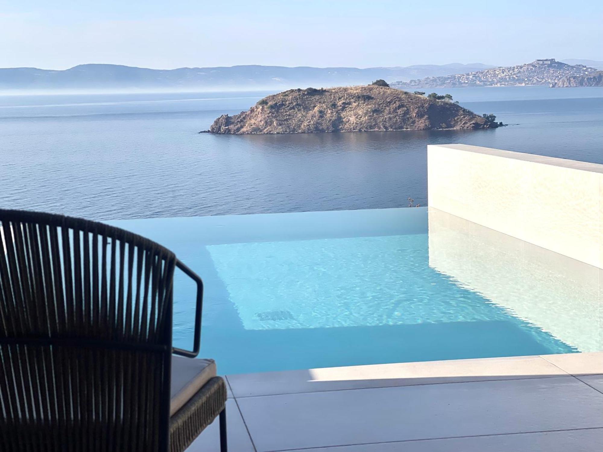 Eleia Seafront Rooms & Villas Petra  Exterior photo