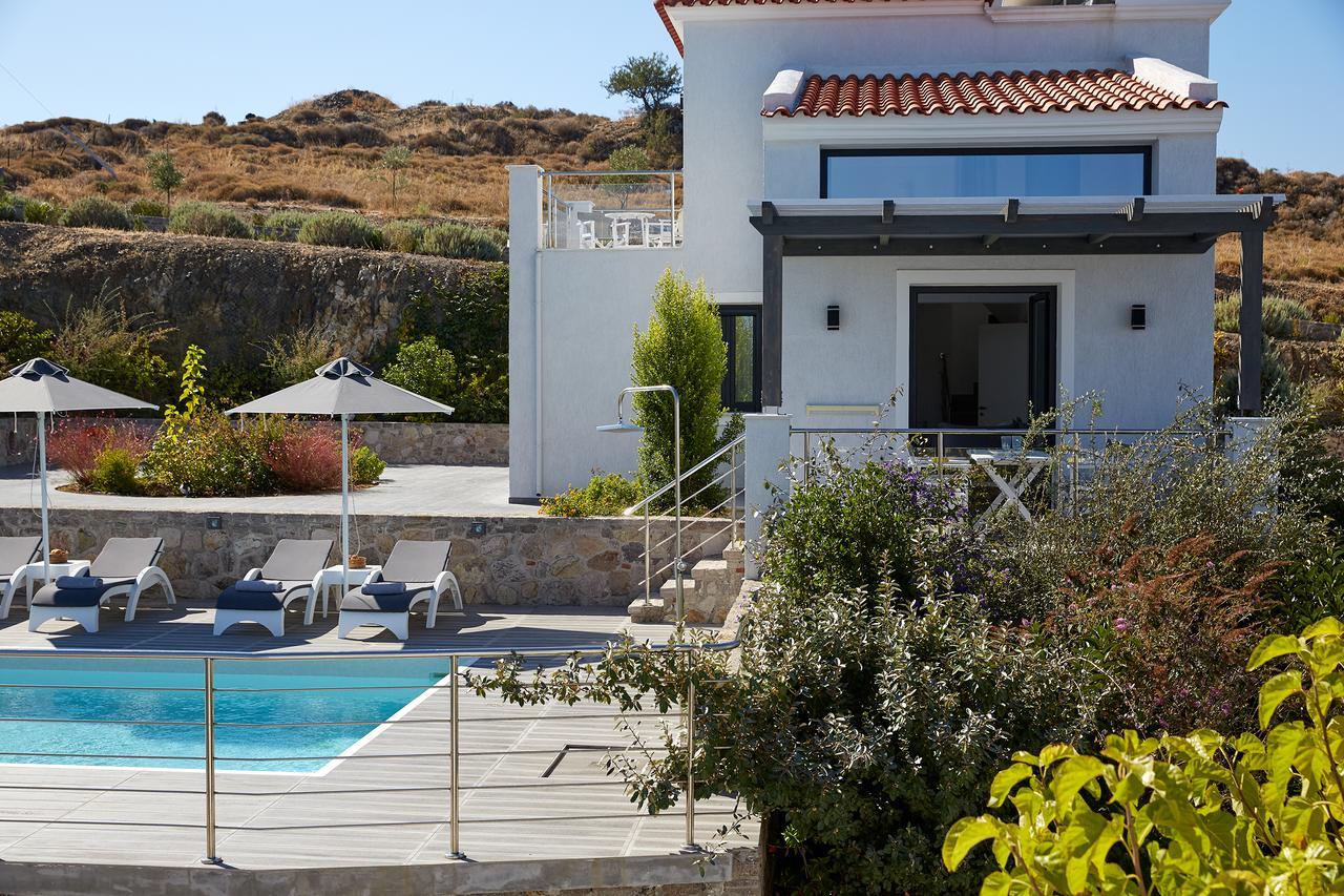 Eleia Seafront Rooms & Villas Petra  Exterior photo