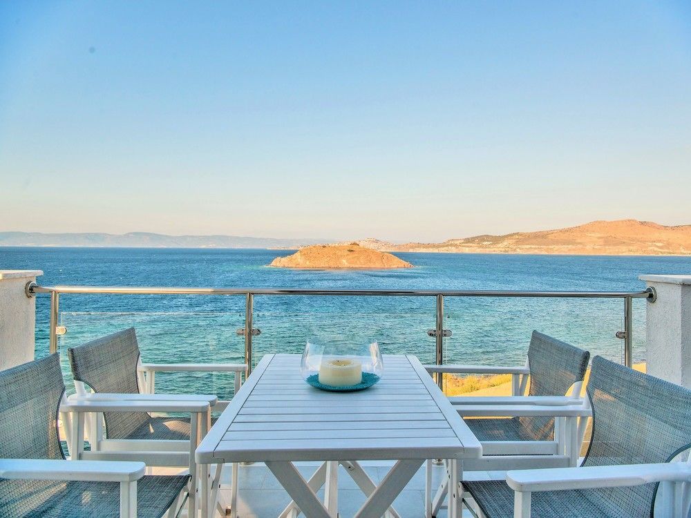Eleia Seafront Rooms & Villas Petra  Exterior photo