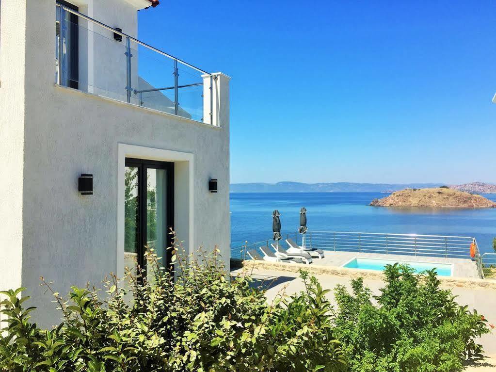 Eleia Seafront Rooms & Villas Petra  Exterior photo